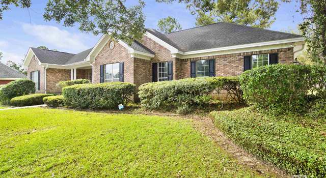 Photo of 302 Lake Ridge Dr, Fairhope, AL 36532