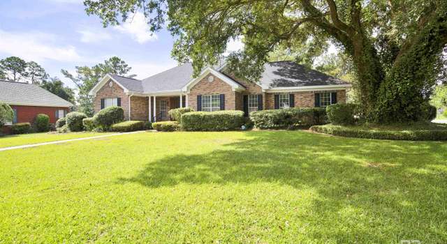 Photo of 302 Lake Ridge Dr, Fairhope, AL 36532