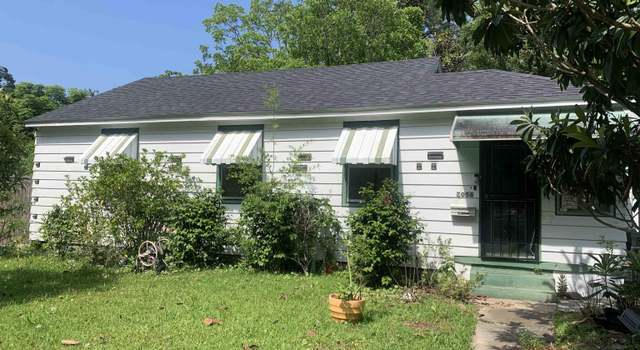 Photo of 2056 Foster Ln, Mobile, AL 36605