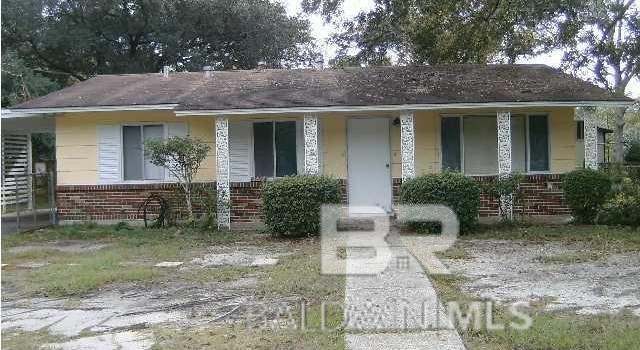 Photo of 2517 N Pineway Dr, Mobile, AL 36605