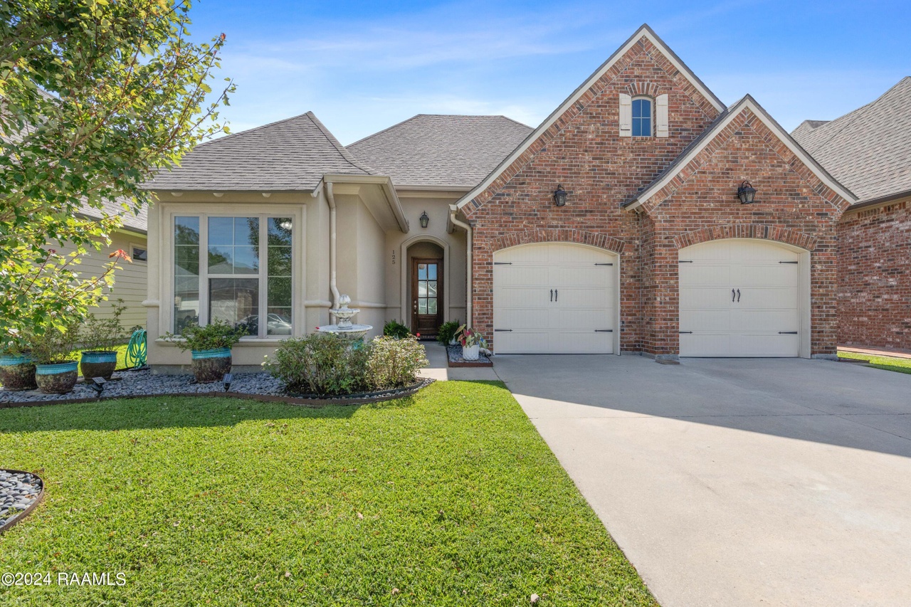 125 San Sebastian Dr, Youngsville, LA 70592 MLS 24005383 Redfin