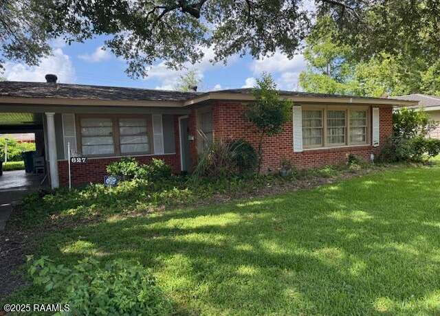 Property at 627 Mary Ann St, Opelousas, LA 70570, 3 beds, 2 baths