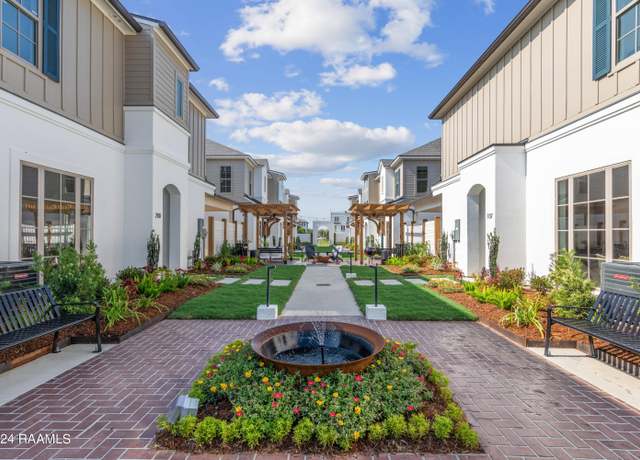Property at 115 Gaunt Ln #804, Youngsville, LA 70592, 2 beds, 2.5 baths
