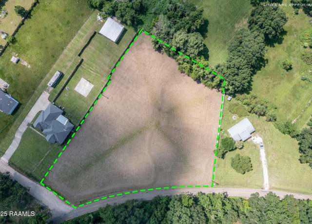 Property at 1918 N Wilderness Trl, Carencro, LA 70520