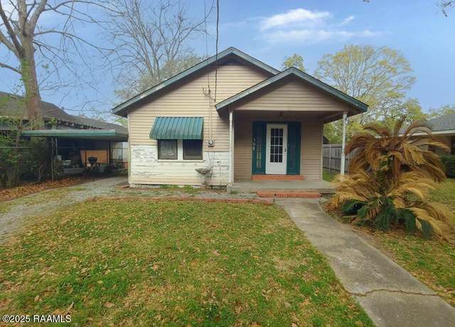 Property at 308 N Trahan Ave, Kaplan, LA 70548, 2 beds, 1 bath