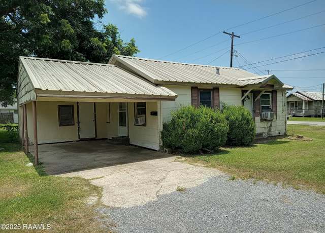 Property at 1502 Cherokee St, Abbeville, LA 70510, 2 beds, 1 bath