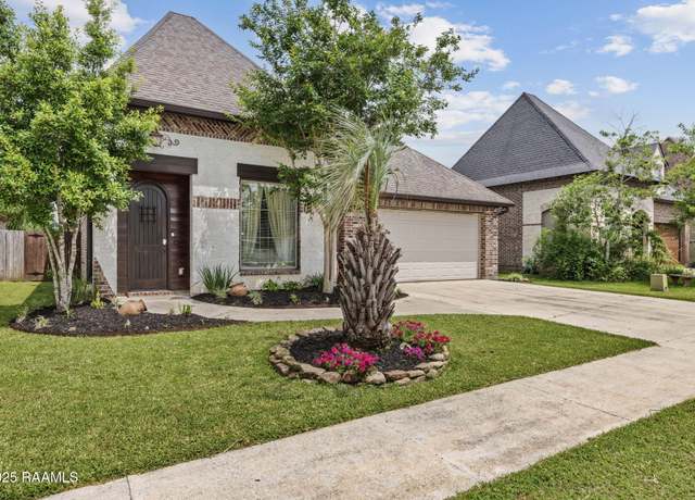 Property at 203 Golden Cypress Dr, Youngsville, LA 70592, 4 beds, 3 baths