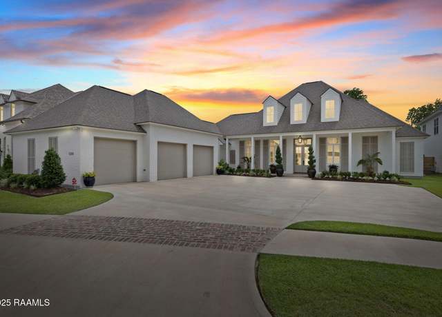 Property at 1210 Broyles Ln, Youngsville, LA 70592, 4 beds, 3.5 baths