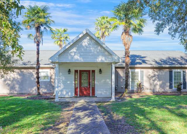 Property at 122 Barbour Dr, Franklin, LA 70538, 4 beds, 2 baths