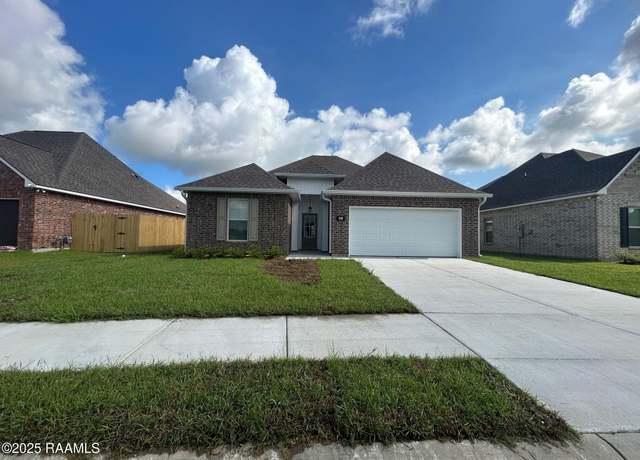 Property at 108 Nandina Dr, Scott, LA 70583, 3 beds, 2 baths