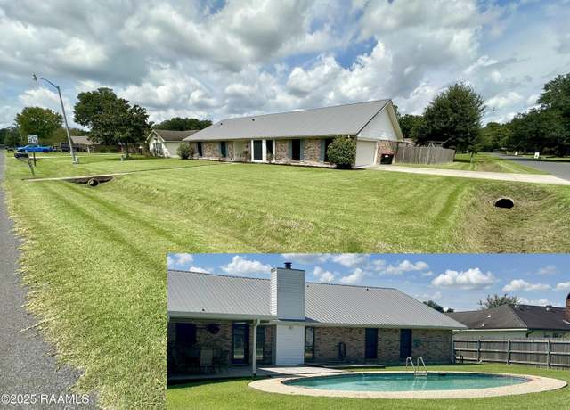 Property at 100 Irish Bend Dr, Youngsville, LA 70592, 4 beds, 2 baths