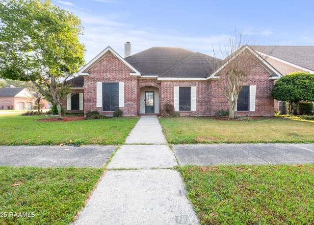 Property at 106 Winter Grass Ave, Youngsville, LA 70592, 4 beds, 3 baths