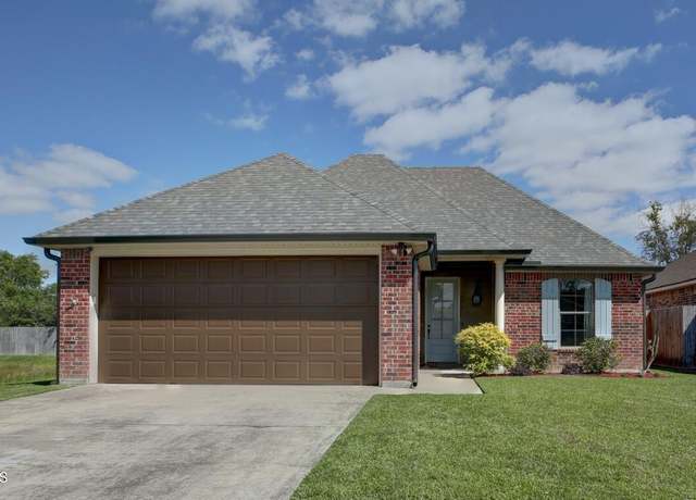 Property at 116 Milton Ests, Youngsville, LA 70592, 3 beds, 2 baths