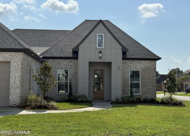 Property at 100 Fresh Fields Ln, Lafayette, LA 70503, 4 beds, 3 baths