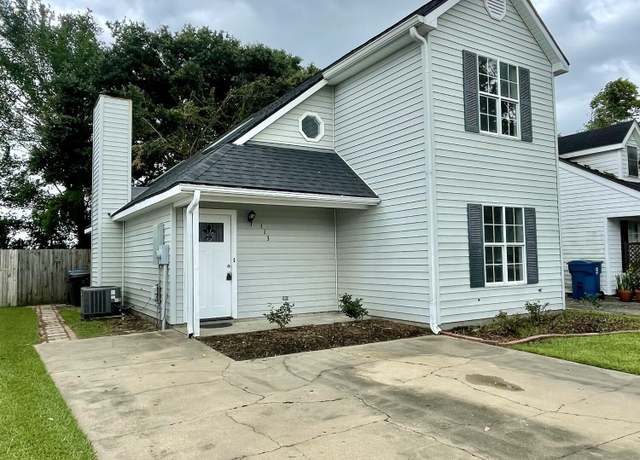 Property at 113 Earline Dr, Lafayette, LA 70506, 3 beds, 2 baths
