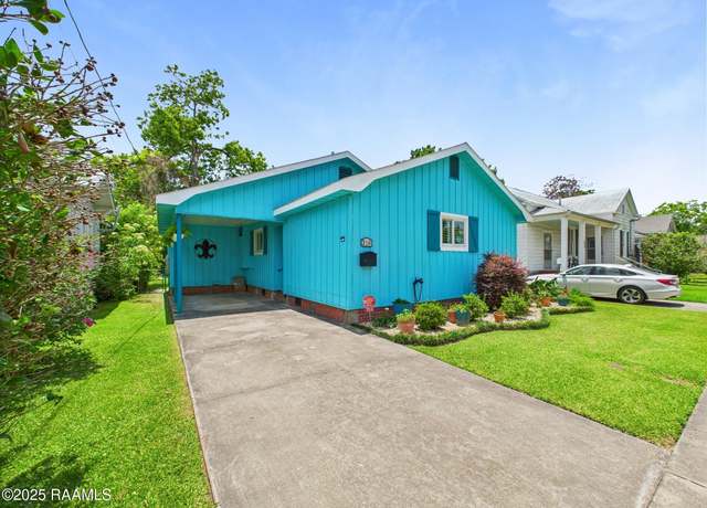 Property at 310 S Sterling St, Lafayette, LA 70501, 2 beds, 2 baths