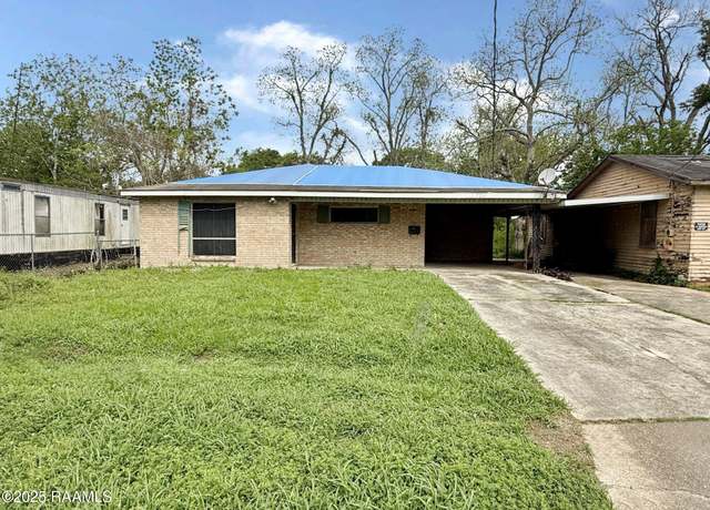 Property at 720 W Third St, Crowley, LA 70526, 3 beds, 2 baths