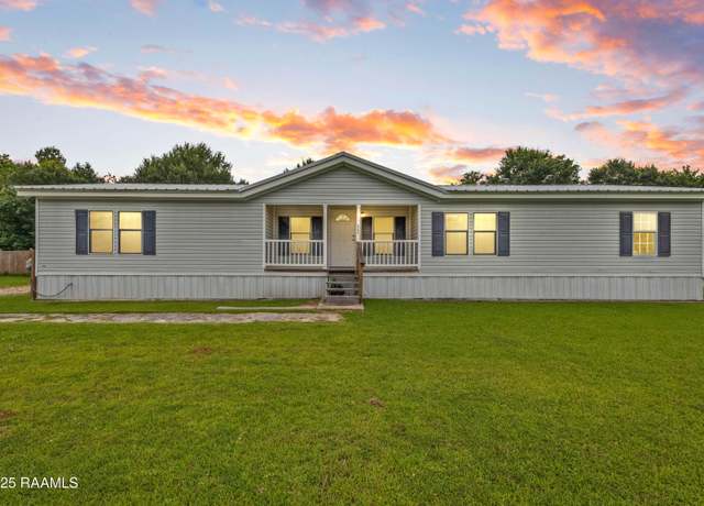 Property at 286 Keystone Dr, Church Point, LA 70525, 3 beds, 2 baths