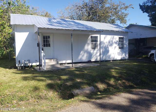 Property at 105 E Clinton St, Lafayette, LA 70501, 2 beds, 1 bath