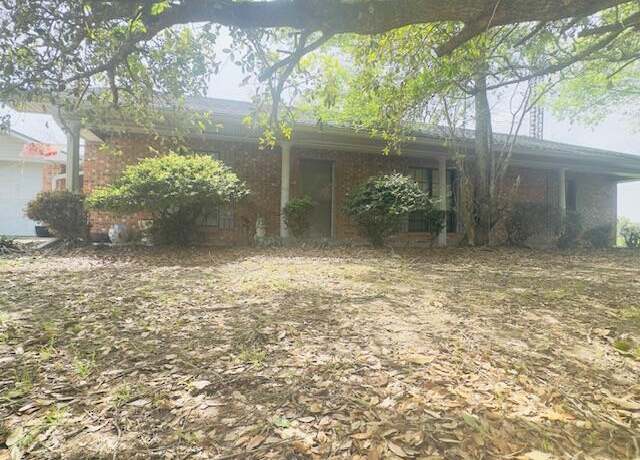Property at 3938 Highway 358, Opelousas, LA 70570, 3 beds, 2 baths