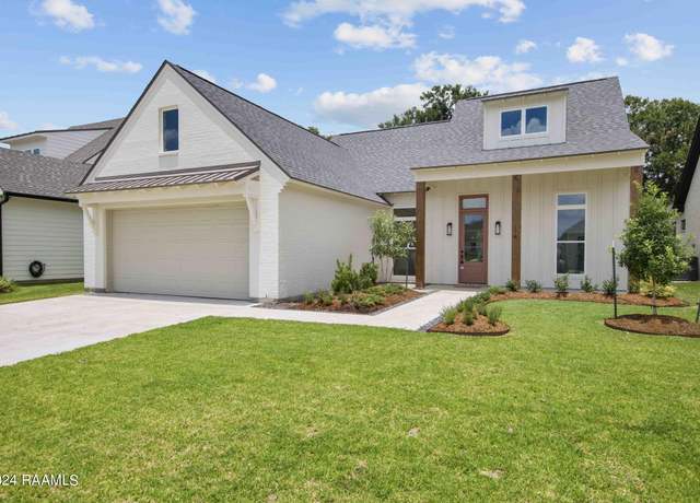 Property at 118 Cape Town Ave, Youngsville, LA 70592, 4 beds, 3.5 baths