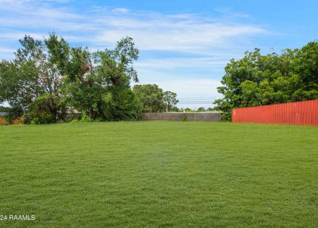 Property at 303 Kellog Ave, Lafayette, LA 70506