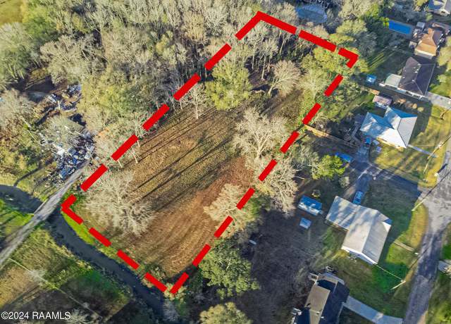 Property at 100 Fern Ave, Abbeville, LA 70510