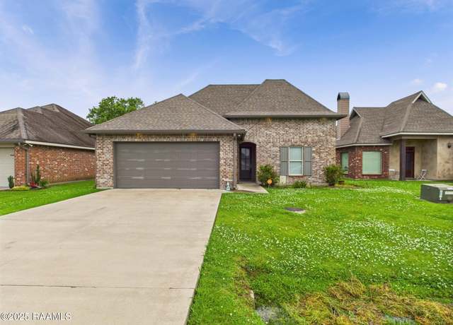 Property at 120 Old Heritage Ln, Carencro, LA 70520, 3 beds, 2 baths