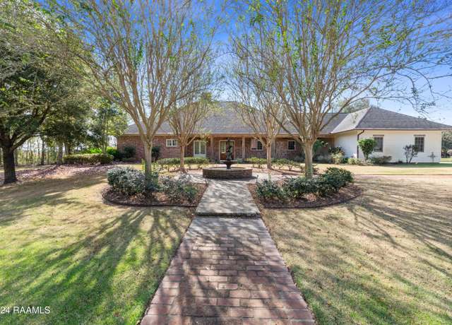 Property at 6021 Mermentau Dr, Youngsville, LA 70592, 3 beds, 4 baths
