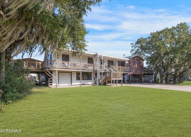 Property at 3818 Hwy 319, Cypremort Point, LA 70538, 4 beds, 3 baths