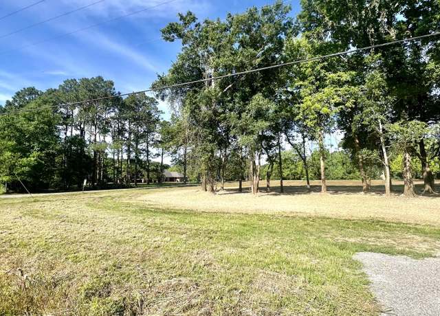 Property at 3401 Chalfonte Crescent Rd, New Iberia, LA 70563