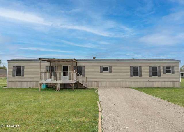 Property at 196 Martin Rd, Church Point, LA 70525, 3 beds, 2 baths