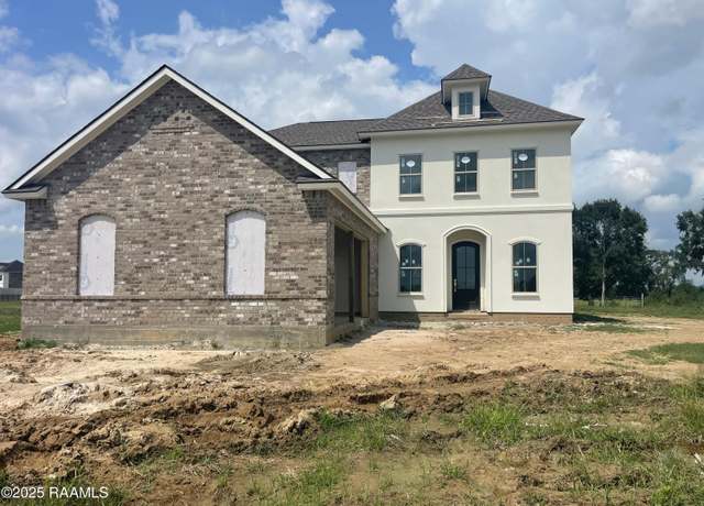 Property at 106 Benson Grove Dr, Youngsville, LA 70592, 5 beds, 4 baths