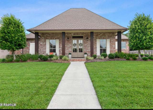 Property at 133 Grandview Terrace Dr, Youngsville, LA 70592, 5 beds, 3.5 baths