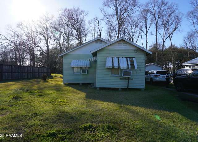 Property at 193 Pershing Hwy, Sunset, LA 70584, 2 beds, 1 bath