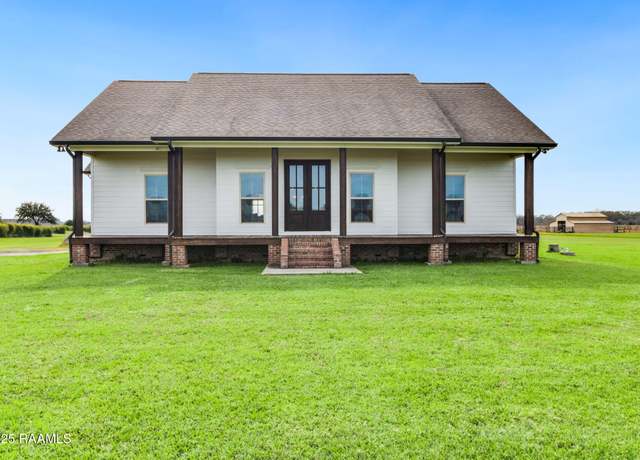 Property at 821 Casper Rd, Rayne, LA 70578, 3 beds, 2.5 baths