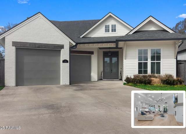 Property at 104 Little Hickory Ct, Lafayette, LA 70508, 4 beds, 3 baths