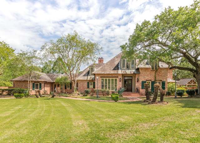 Property at 116c Jean Baptiste Dr, Lafayette, LA 70503, 7 beds, 6 baths