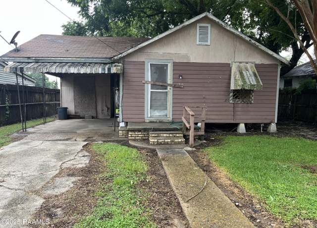 Property at 130 Champagne St, Lafayette, LA 70501, 1 bed, 1 bath