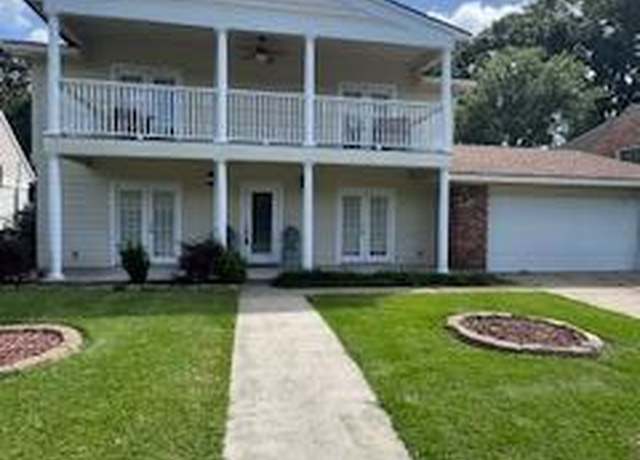 Property at 313 Aundria Dr, Lafayette, LA 70503, 4 beds, 2.5 baths