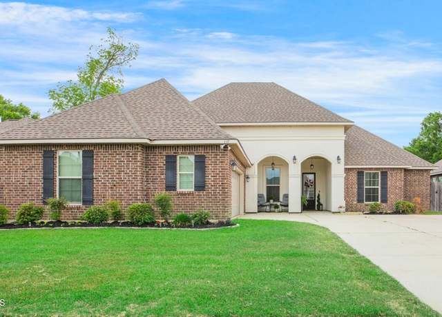 Property at 110 Shelmore St, Lafayette, LA 70507, 3 beds, 2.5 baths