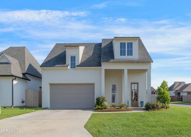 Property at 113 Gentle Island Dr, Broussard, LA 70518, 4 beds, 3 baths