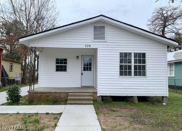 Property at 526 E Main St, Lafayette, LA 70501, 2 beds, 2 baths