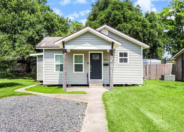 Property at 907 Robert St, Rayne, LA 70578, 2 beds, 1.5 baths