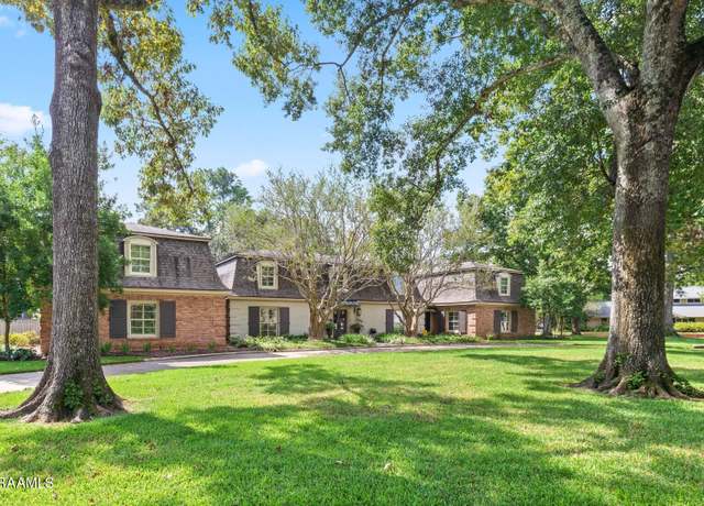 Property at 201 Canterbury Rd, Lafayette, LA 70508, 5 beds, 5.5 baths