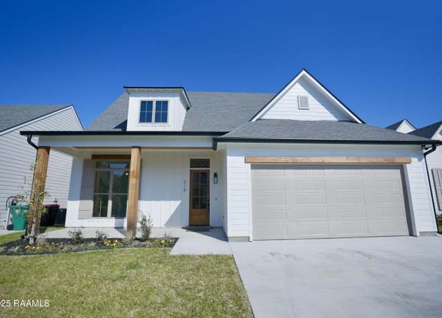 Property at 219 Harvest Creek Ln, Lafayette, LA 70508, 4 beds, 3 baths