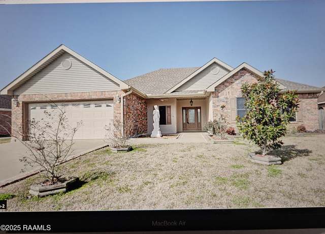 Property at 2511 Coco Palm Dr, New Iberia, LA 70563, 3 beds, 2 baths