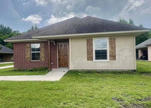 Property at 127 Piper Dr, Opelousas, LA 70570, 3 beds, 2 baths