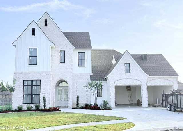 Property at 214 Sabal Grove Ln, Youngsville, LA 70592, 4 beds, 3.5 baths