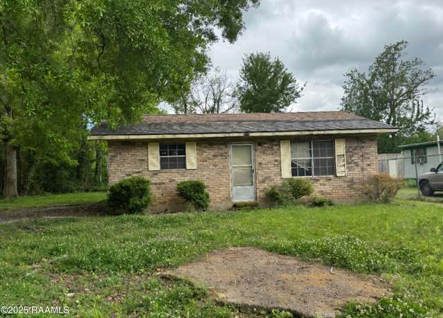 Property at 805 Joseph St, Opelousas, LA 70570, 2 beds, 1 bath
